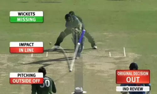 2011 ലോകകപ്പ് സെമിയില്‍ സച്ചിനെ നോട്ടൌട്ട് വിധിച്ചത് ഇപ്പോഴും അത്ഭുതപ്പെടുത്തുന്നുവെന്ന് സയ്യിദ് അജ്മല്‍