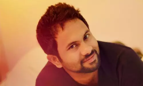 മനുഷ്യരെ തമ്മില്‍ തെറ്റിക്കാന്‍ കണ്ടെത്തിയ ഏറ്റവും മൂർച്ചയുള്ള ആയുധം ആയിരുന്നു മതം; വൈറലായി അജുവിന്റെ കുറിപ്പ്