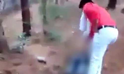 ലൌ ജിഹാദ് ആരോപിച്ച് മുസ്‍ലിം യുവാവിനെ ചുട്ടുകൊന്ന സംഭവം: പ്രതിഷേധം ശക്തം