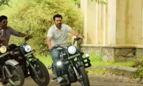 മാസ്റ്റര്‍പീസ് വരുമ്പോള്‍ പ്രവാസികള്‍ക്ക് പറയാനുള്ളത്...