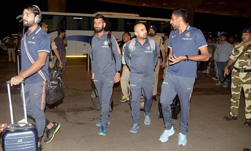 ഇന്ത്യന്‍ ക്രിക്കറ്റ് ടീം ദക്ഷിണാഫ്രിക്കയിലെത്തി