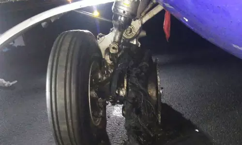 ലാൻഡിങ്ങിനിടെ ഇന്‍ഡിഗോ വിമാനത്തിന്‍റെ ചക്രം പൊട്ടിത്തെറിച്ചു