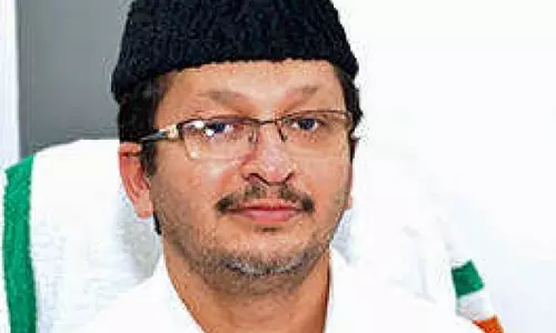 വഖ്ഫ് ബോർഡിനെ നന്നാക്കാനിറങ്ങിയ സർക്കാർ ബോർഡിൽ നിന്ന് ലോണെടുത്ത 56 ലക്ഷം തിരിച്ചടച്ചിട്ടില്ലെന്ന് റഷീദലി തങ്ങൾ വഖ്ഫ് ബോർഡിനെ നന്നാക്കാനിറങ്ങിയ സർക്കാർ ബോർഡിൽ നിന്ന് ലോണെടുത്ത 56 ലക്ഷം തിരിച്ചടച്ചിട്ടില്ലെന്ന് റഷീദലി തങ്ങൾ