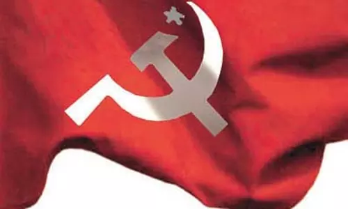 സംഘപരിവാരം നേട്ടം കൊയ്യും; കോണ്ഗ്രസ് സഹകരണത്തിനെതിരെ കേരള ഘടകത്തിന്റെ വാദമിങ്ങനെ.. സംഘപരിവാരം നേട്ടം കൊയ്യും; കോണ്ഗ്രസ് സഹകരണത്തിനെതിരെ കേരള ഘടകത്തിന്റെ വാദമിങ്ങനെ..