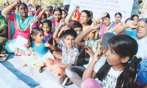 പുതുവൈപ്പ് സമരം: ജനകീയ സമരസമിതി പൊതു ചര്ച്ച സംഘടിപ്പിച്ചു പുതുവൈപ്പ് സമരം: ജനകീയ സമരസമിതി പൊതു ചര്ച്ച സംഘടിപ്പിച്ചു