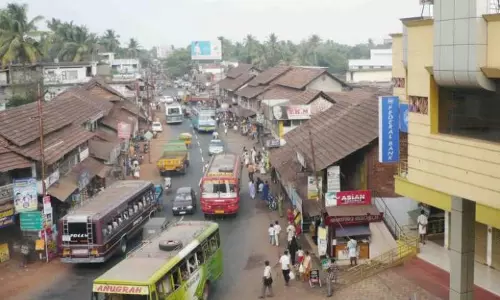 കണ്ണൂരില് കെട്ടിടത്തിലുണ്ടായ സഫോടനത്തില് ഇതര സംസ്ഥാന തൊഴിലാളി മരിച്ചു കണ്ണൂരില് കെട്ടിടത്തിലുണ്ടായ സഫോടനത്തില് ഇതര സംസ്ഥാന തൊഴിലാളി മരിച്ചു