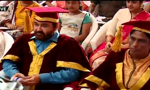 മോഹന്‍ലാലിനും പിടി ഉഷയ്ക്കും ഡി ലിറ്റ് ബിരുദം നല്‍കി ആദരിച്ചു