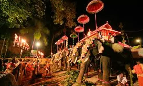 തൃശൂര്‍ പൂരാവേശത്തില്‍