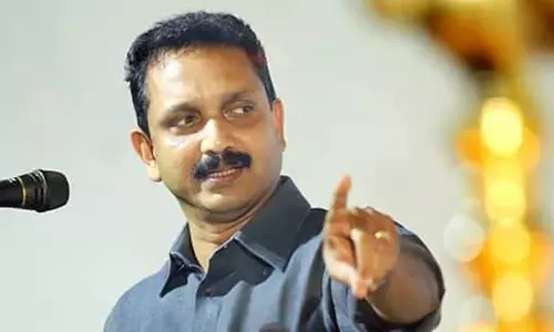 ആഗോളപ്രശസ്തനായി, കെട്ടിക്കിടക്കുന്ന പുസ്തകങ്ങളൊക്കെ വിറ്റുതീരും: കുരീപ്പുഴയെ അധിക്ഷേപിച്ച് കെ സുരേന്ദ്രന്‍