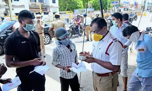 ക്വാറന്റൈന് ചട്ടങ്ങള് പാലിച്ചില്ലെങ്കില്, മാസ്ക് ധരിച്ചില്ലെങ്കില്, വിവാഹത്തിന് ആള് കൂടിയാല്: അറിയാം എന്ത് പിഴയാണ് ഇനി നല്കേണ്ടി വരിക എന്ന് ക്വാറന്റൈന് ചട്ടങ്ങള് പാലിച്ചില്ലെങ്കില്, മാസ്ക് ധരിച്ചില്ലെങ്കില്, വിവാഹത്തിന് ആള് കൂടിയാല്: അറിയാം എന്ത് പിഴയാണ് ഇനി നല്കേണ്ടി വരിക എന്ന്