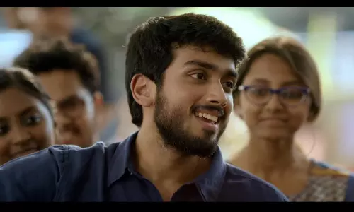 പൂമരം റിലീസ് ഏത് മാര്‍ച്ചിലെന്ന് ഇനി ചോദിക്കേണ്ട, തിയ്യതി കാളിദാസ് പ്രഖ്യാപിച്ചു