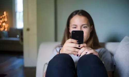 സോഷ്യല്‍ മീഡിയ ആസക്തിക്കെതിരെ ആഗോള ക്യാമ്പയിന്‍ ആരംഭിച്ചു