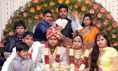 ആണ്‍ വേഷം കെട്ടി രണ്ട് പേരെ വിവാഹം ചെയ്തു; യുവതി അറസ്റ്റില്‍