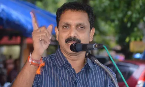 നമ്പര് വണ് കേരളത്തിലായതുകൊണ്ട് ആരും മിണ്ടുന്നില്ല, വടക്കേ ഇന്ത്യയിലായിരുന്നുവെങ്കില് ഇവിടെ സമരം തുടങ്ങിയേനെ എന്ന് സുരേന്ദ്രന് നമ്പര് വണ് കേരളത്തിലായതുകൊണ്ട് ആരും മിണ്ടുന്നില്ല, വടക്കേ ഇന്ത്യയിലായിരുന്നുവെങ്കില് ഇവിടെ സമരം തുടങ്ങിയേനെ എന്ന് സുരേന്ദ്രന്