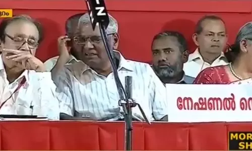 സിപിഐ സംസ്ഥാന സമ്മേളനം, പിണറായി ഏകാധിപതിയെന്ന് വിമര്ശം സിപിഐ സംസ്ഥാന സമ്മേളനം, പിണറായി ഏകാധിപതിയെന്ന് വിമര്ശം