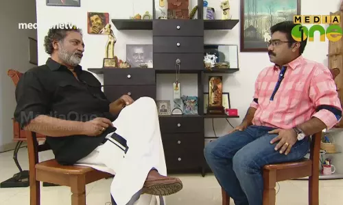 രാഷ്ട്രീയത്തിലിറങ്ങാന്‍‌ താന്‍ തയാറെടുക്കുകയാണെന്ന് നടന്‍ ജോയ് മാത്യു