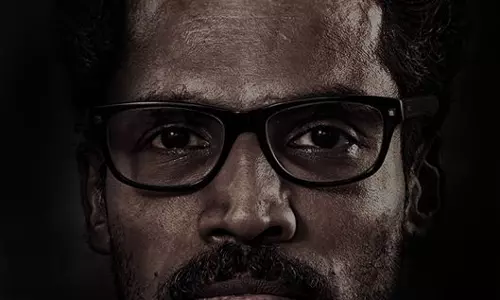 ഞെട്ടിപ്പിക്കുന്ന ലുക്കുമായി ഗിന്നസ് പക്രു; ഇളയരാജയുടെ ഫസ്റ്റ് ലുക്ക് പോസ്റ്റര് ഞെട്ടിപ്പിക്കുന്ന ലുക്കുമായി ഗിന്നസ് പക്രു; ഇളയരാജയുടെ ഫസ്റ്റ് ലുക്ക് പോസ്റ്റര്