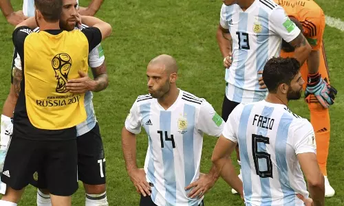 മാഷെറാനോ വിരമിച്ചു