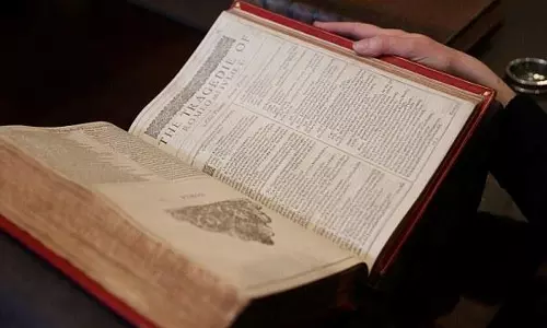 ഷേക്സ്പിയര് കൃതികളുടെ ആദ്യ നാല് പതിപ്പുകള് ലേലത്തിന് ഷേക്സ്പിയര് കൃതികളുടെ ആദ്യ നാല് പതിപ്പുകള് ലേലത്തിന്