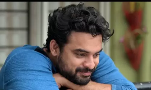 ‘ഈശ്വരാ ദൈവമേ ഈ പോസ്റ്ററൊട്ടിച്ചവന് നല്ലത് മാത്രം വരുത്തണേ’