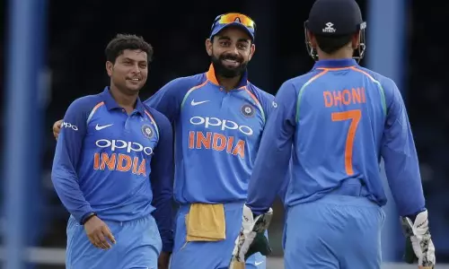 ധോണിയേയും കോഹ്‌ലിയേയും ലക്ഷ്യമിട്ട് കുല്‍ദീപിന്റെ ഗൂഗ്‌ളി
