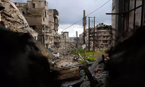 സമാധാന ചര്‍ച്ചകള്‍ക്കിടയിലും അലപ്പോയില്‍ ആക്രമണം തുടരുന്നു