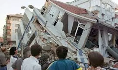 ഇക്വഡോര് ഭൂചലനത്തില് മരിച്ചവരുടെ എണ്ണം 233 ആയി; 500ലധികം പേര്ക്ക് പരിക്ക് ഇക്വഡോര് ഭൂചലനത്തില് മരിച്ചവരുടെ എണ്ണം 233 ആയി; 500ലധികം പേര്ക്ക് പരിക്ക്