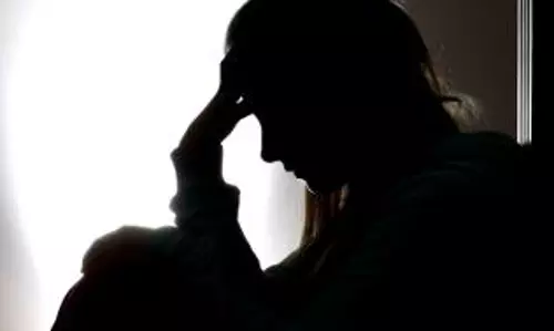 കുവൈത്തില് ആത്മഹത്യാ നിരക്ക് കൂടുന്നതായി റിപ്പോര്ട്ട് കുവൈത്തില് ആത്മഹത്യാ നിരക്ക് കൂടുന്നതായി റിപ്പോര്ട്ട്