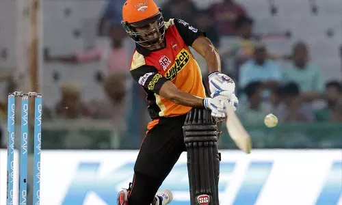 അവസാന പന്തില്‍ മുംബൈ ഇന്ത്യന്‍സിനെ തോല്‍പിച്ച് സണ്‍റൈസേഴ്‌സ്