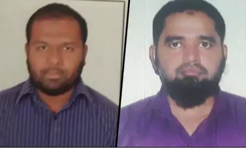 ബോംബ് എവിടെ നിന്ന് വന്നു? ആകാശത്ത് നിന്നോ? മക്ക മസ്ജിദ് കേസില് പൊലീസ് വേട്ടയാടിയ നിരപരാധികള് ചോദിക്കുന്നു ബോംബ് എവിടെ നിന്ന് വന്നു? ആകാശത്ത് നിന്നോ? മക്ക മസ്ജിദ് കേസില് പൊലീസ് വേട്ടയാടിയ നിരപരാധികള് ചോദിക്കുന്നു