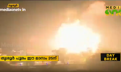 ഇനി പൂര നാളുകള്‍; തൃശൂര്‍ പൂരത്തിന് കൊടിയേറി