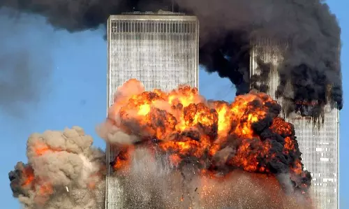 വേള്ഡ് ട്രേഡ് സെന്റര് ആക്രമണത്തിന് പതിനാറ് വയസ് വേള്ഡ് ട്രേഡ് സെന്റര് ആക്രമണത്തിന് പതിനാറ് വയസ്