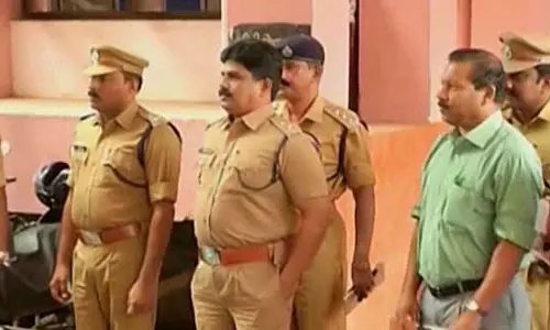 വരാപ്പുഴ കസ്റ്റഡി കൊലപാതകം: സി ഐ ക്രിസ്‍പിൻ സാമിനെ ഇന്ന് കോടതിയിൽ ഹാജരാക്കും