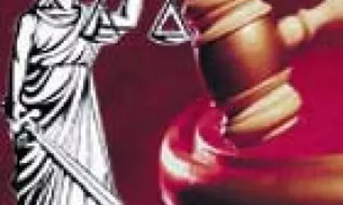 ബാലനീതി നിയമം കര്ശനമായി നടപ്പാക്കാനുള്ള നടപടികള്ക്കെതിരെ സമസ്ത ബാലനീതി നിയമം കര്ശനമായി നടപ്പാക്കാനുള്ള നടപടികള്ക്കെതിരെ സമസ്ത