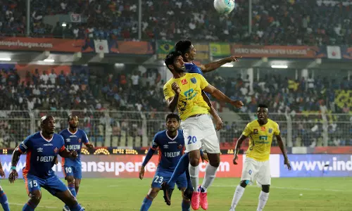 ഗോവയെ തകര്‍ത്തെറിഞ്ഞ് ബ്ലാസ്റ്റേഴ്‍സ്