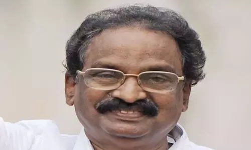 എകെ ബാലന്റെ ആദിവാസി വിരുദ്ധ പരാമര്ശം; പ്രതിപക്ഷം സഭ ബഹിഷ്കരിച്ചു എകെ ബാലന്റെ ആദിവാസി വിരുദ്ധ പരാമര്ശം; പ്രതിപക്ഷം സഭ ബഹിഷ്കരിച്ചു
