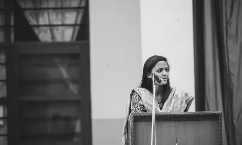 മോദി സര്‍ക്കാരിന് ഒരു എംപിയെ പോലും കൊടുക്കാത്ത കേരളം ഇനിയും ജാഗ്രത തുടരണമെന്ന് ഷഹല റാഷിദ്