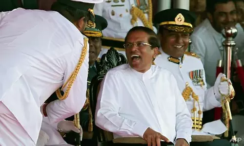 ശ്രീലങ്കന് പാര്ലമെന്റ് താല്ക്കാലികമായി പിരിച്ചുവിട്ടു ശ്രീലങ്കന് പാര്ലമെന്റ് താല്ക്കാലികമായി പിരിച്ചുവിട്ടു