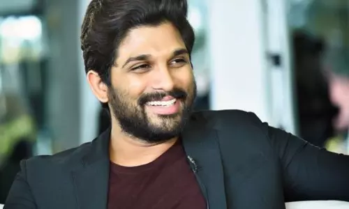 മഴക്കെടുതിയില്‍ ദുരിതമനുഭവിക്കുന്നവര്‍ക്ക് കൈത്താങ്ങുമായി അല്ലു അര്‍ജ്ജുന്‍; ദുരിതാശ്വാസ നിധിയിലേക്ക് 25 ലക്ഷം നല്‍കും