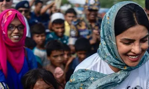 ഇനി മഴക്കാലമാണ്, ഇവരെ ആര് നോക്കും... റോഹിങ്ക്യകളെ സഹായിക്കാന് ആരാധകരോട് അഭ്യര്ഥിച്ച് പ്രിയങ്ക ചോപ്ര ഇനി മഴക്കാലമാണ്, ഇവരെ ആര് നോക്കും... റോഹിങ്ക്യകളെ സഹായിക്കാന് ആരാധകരോട് അഭ്യര്ഥിച്ച് പ്രിയങ്ക ചോപ്ര