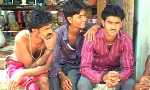 ഈ നാട്ടിലേക്ക് മരുമകളായി എത്താന് ഒരു പെണ്കുട്ടിയും തയാറല്ല... കാരണം ? ഈ നാട്ടിലേക്ക് മരുമകളായി എത്താന് ഒരു പെണ്കുട്ടിയും തയാറല്ല... കാരണം ?