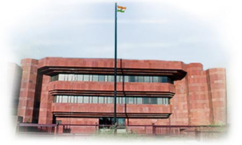 ഇന്ത്യന് കമ്മ്യൂണിറ്റി സ്കൂള് വിഷയം ചര്ച്ച ചെയ്യാന് കുവൈത്തിലെ സ്ഥാനപതി വിസമ്മതിച്ചത് വിവാദത്തില് ഇന്ത്യന് കമ്മ്യൂണിറ്റി സ്കൂള് വിഷയം ചര്ച്ച ചെയ്യാന് കുവൈത്തിലെ സ്ഥാനപതി വിസമ്മതിച്ചത് വിവാദത്തില്