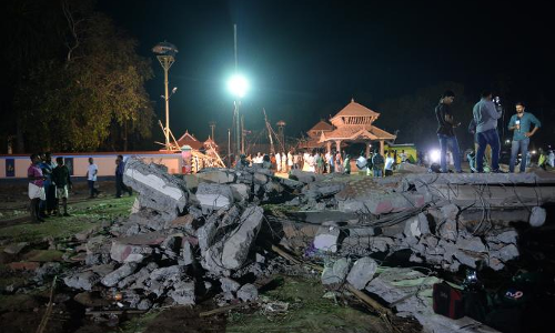 വെടിക്കെട്ടപകടം: വിശദമായ റിപ്പോര്ട്ട് സമര്പ്പിക്കണമെന്ന് വിജിലന്സ് ഡയറക്ടറോട് കോടതി വെടിക്കെട്ടപകടം: വിശദമായ റിപ്പോര്ട്ട് സമര്പ്പിക്കണമെന്ന് വിജിലന്സ് ഡയറക്ടറോട് കോടതി