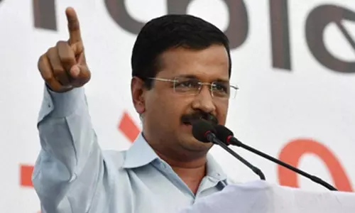 മോദി സോണിയയെ ഭയക്കുന്നതെന്തിന്? കെജ്‍രിവാള്‍