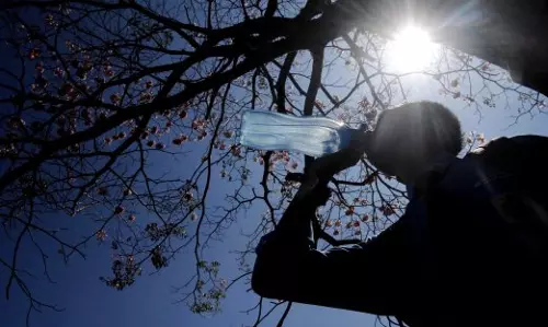 നാളെ ചൂട് കടുക്കും; സൂര്യതാപത്തിന് സാധ്യതയെന്ന് മുന്നറിയിപ്പ്