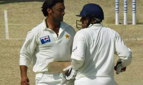 ഹോക്കിയിലും നിങ്ങള് അവസരം നഷ്ടപ്പെടുത്തിയതായി അക്തറിനോട് വീരു ഹോക്കിയിലും നിങ്ങള് അവസരം നഷ്ടപ്പെടുത്തിയതായി അക്തറിനോട് വീരു