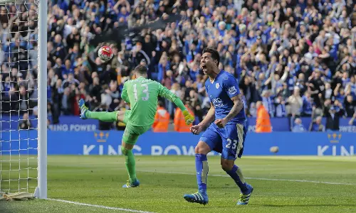 ഇഞ്ചുറി ടൈമില്‍ പെനാല്‍റ്റി; ലെസ്റ്ററിന് സമനില