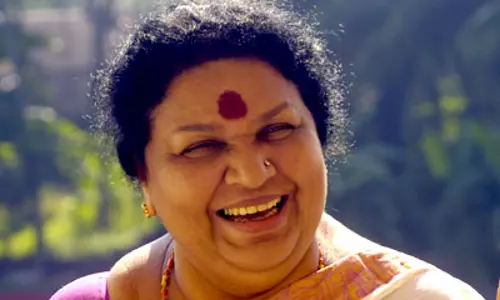 കുന്ദമംഗലത്ത് ബിജെപി സ്ഥാനാര്‍ഥിക്ക് വോട്ടു ചോദിച്ച് കവിയൂര്‍ പൊന്നമ്മ