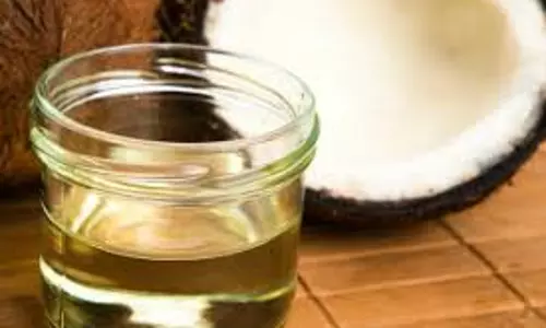 വെളിച്ചെണ്ണയിലെ ഒറിജിനുമായി ഒറിജിന്‍ വെളിച്ചെണ്ണ