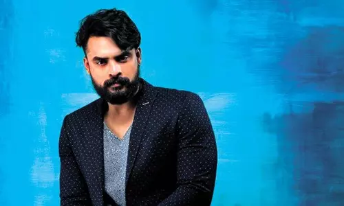 അലന്‍സിയറിന് ബിഗ് സല്യൂട്ടുമായി ടോവിനോ